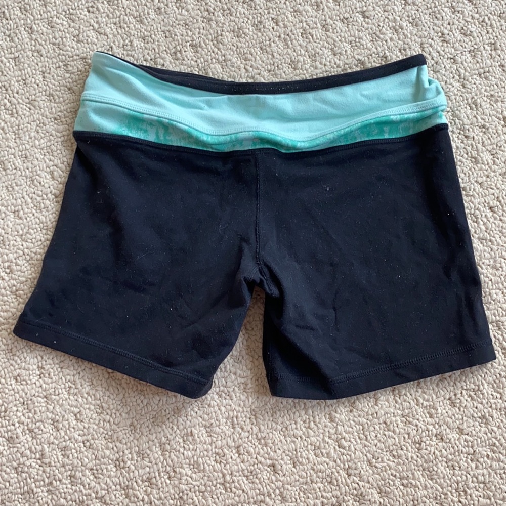 Lululemon Shorts - Picture 2 of 5